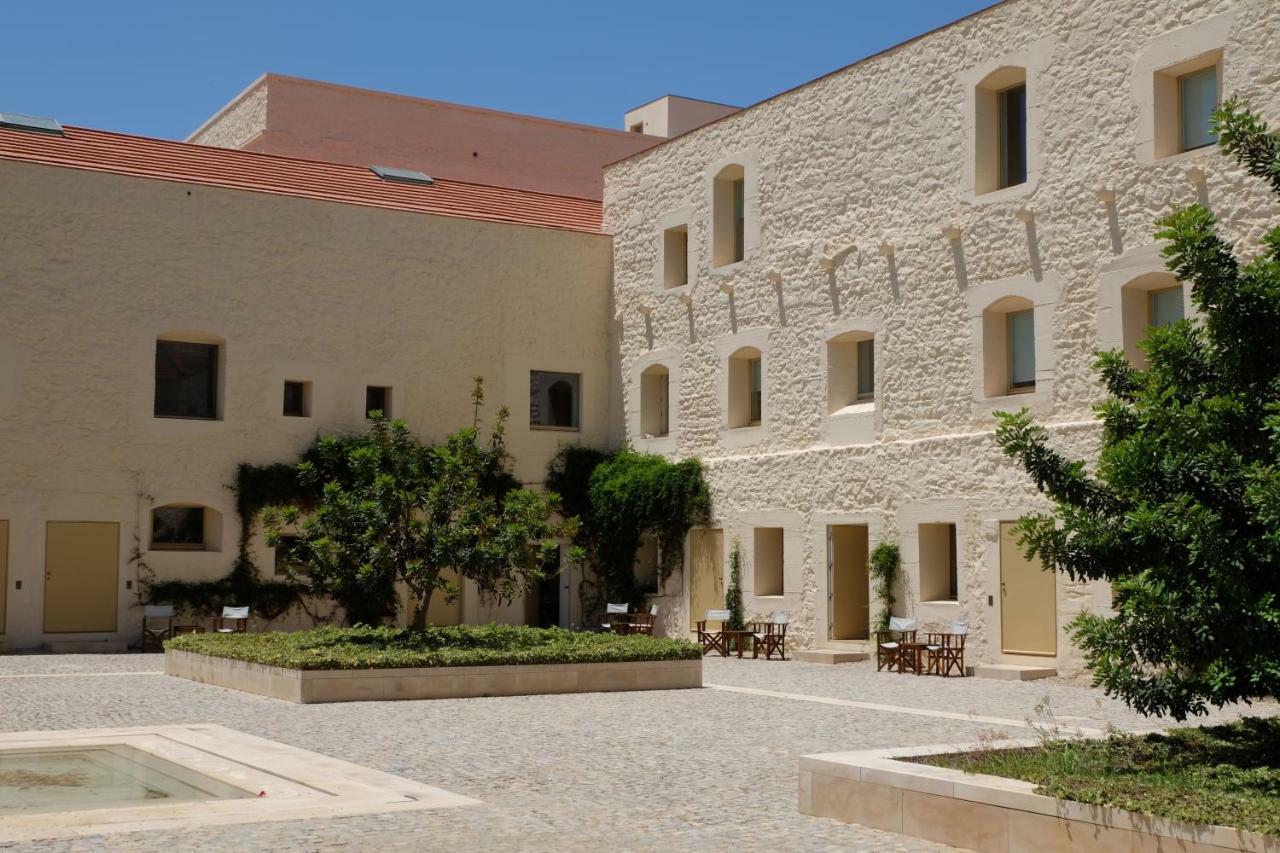 Flattered To Be In Algarve Apartment Tavira Exterior foto