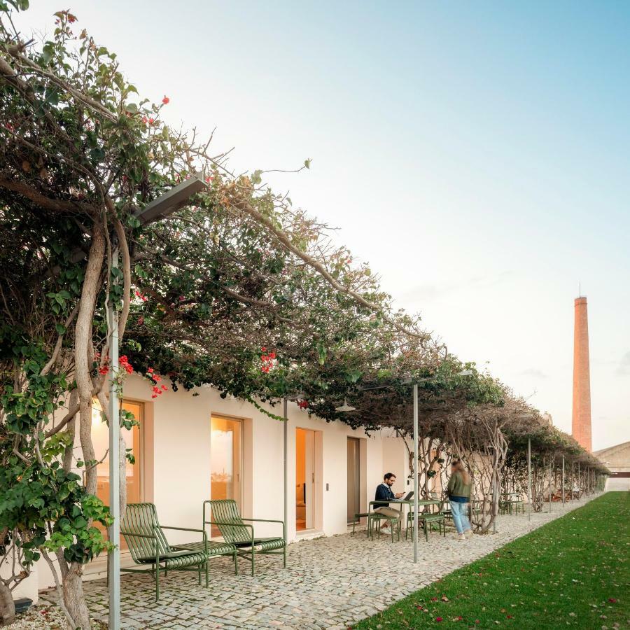 Flattered To Be In Algarve Apartment Tavira Exterior foto
